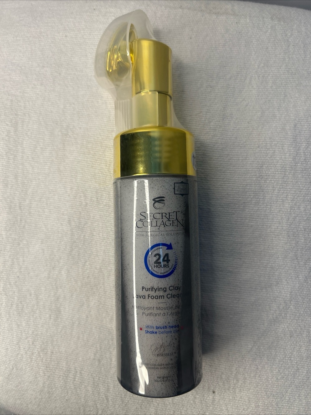Purifying Cleansing Foam in Gold and Silver